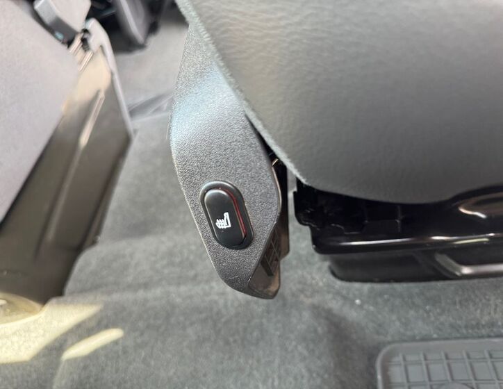 Ford Tourneo Custom 20