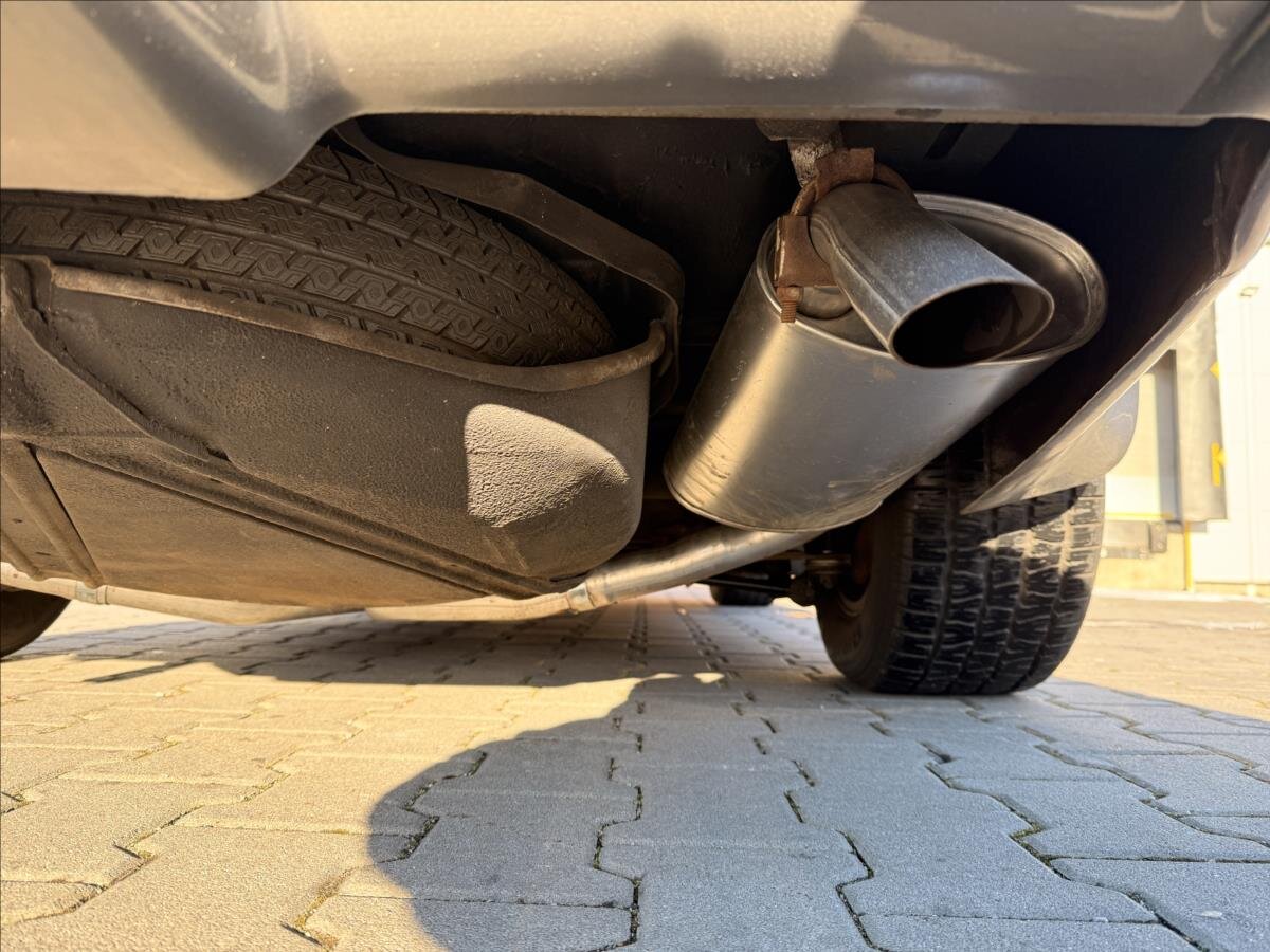 Chevrolet Corvette Kupé 5,7 l 123 kw