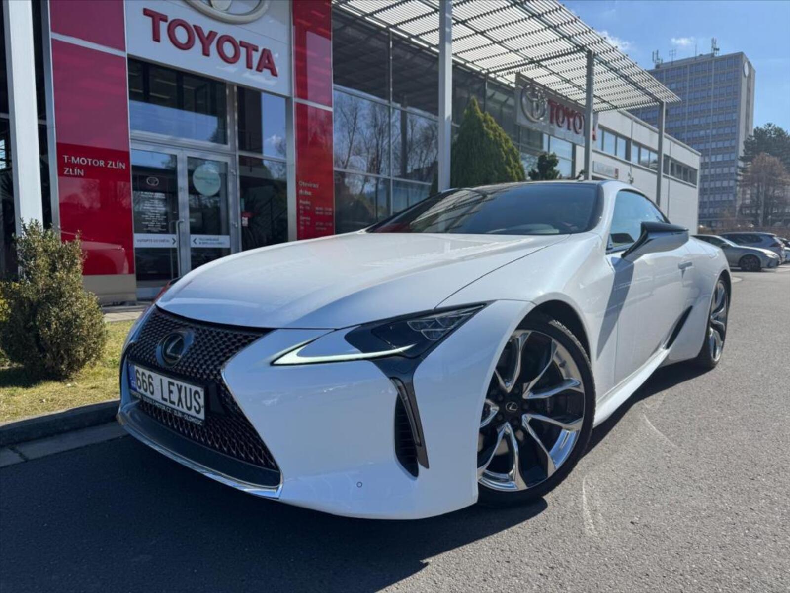 Lexus LC 500h 4