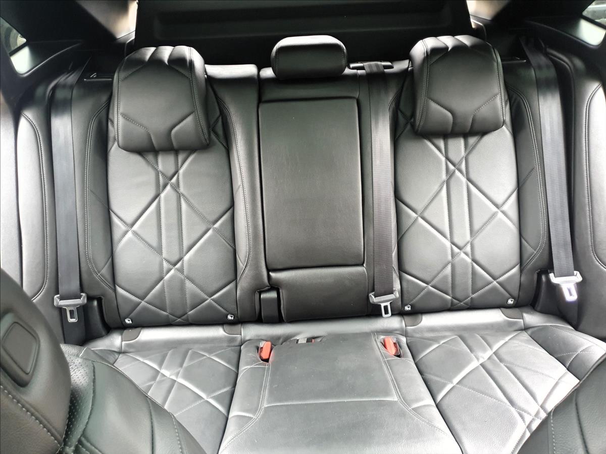 DS Automobiles DS7 Crossback