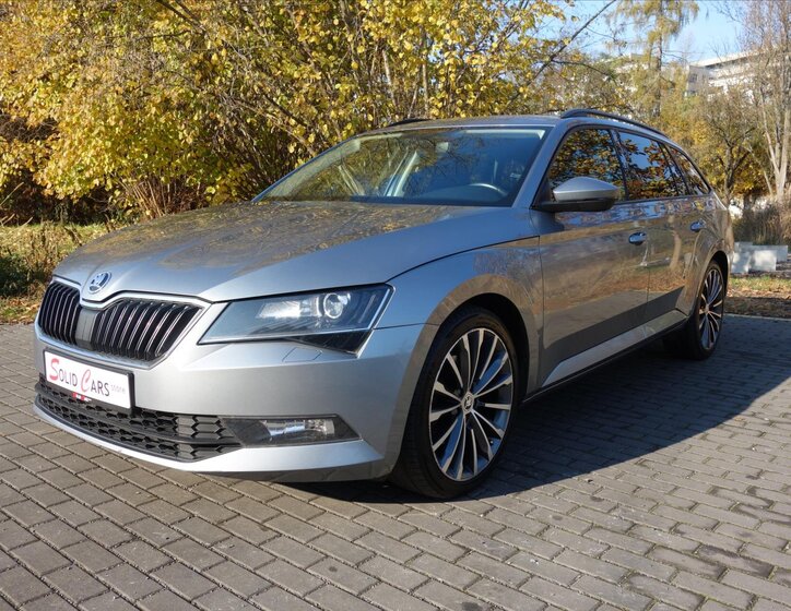 Škoda Superb 1