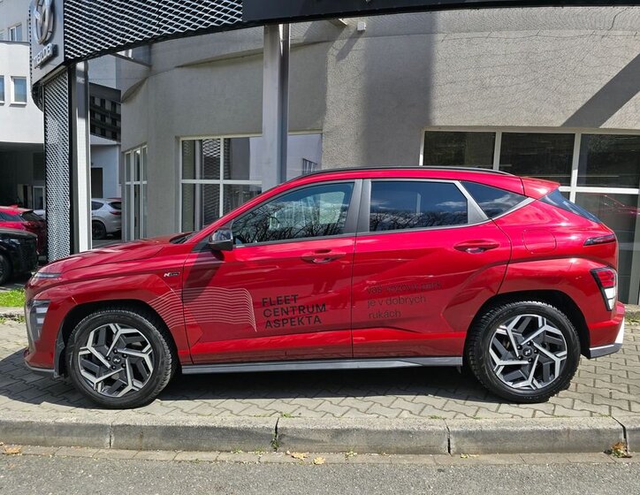 Hyundai Kona SUV / Terénní 1,6 l 125 kw