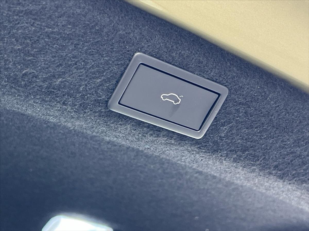 Škoda Superb Liftback 2,0 l 110 kw