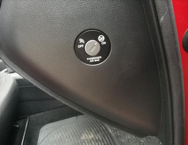 KIA Ceed Hatchback 1,4 l 73 kw