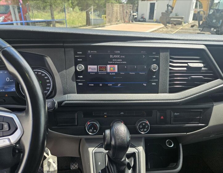 Volkswagen Transporter 8