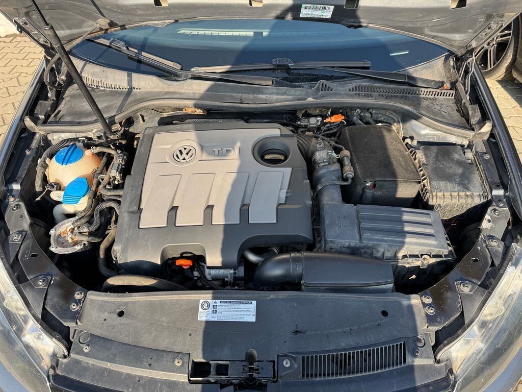 Volkswagen Golf Kombi 1,6 l 77 kw