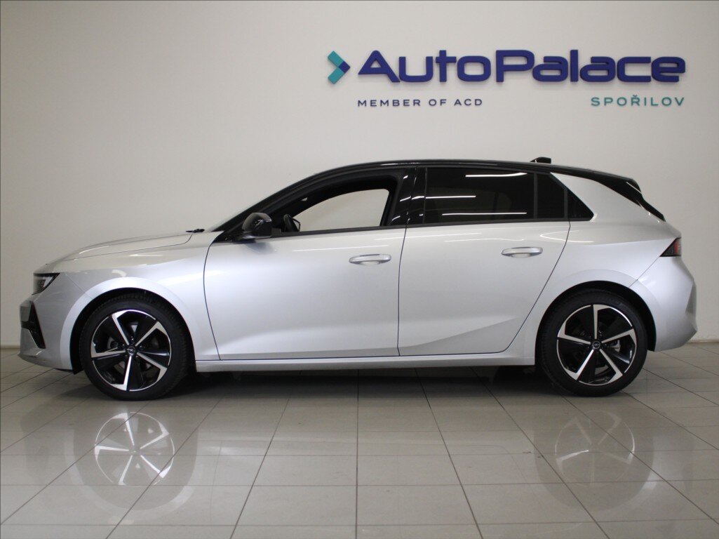 Opel Astra Hatchback 1,2 l 96 kw