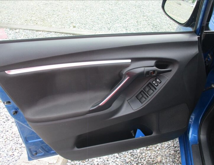 Toyota Verso Kombi 1,6 l 82 kw