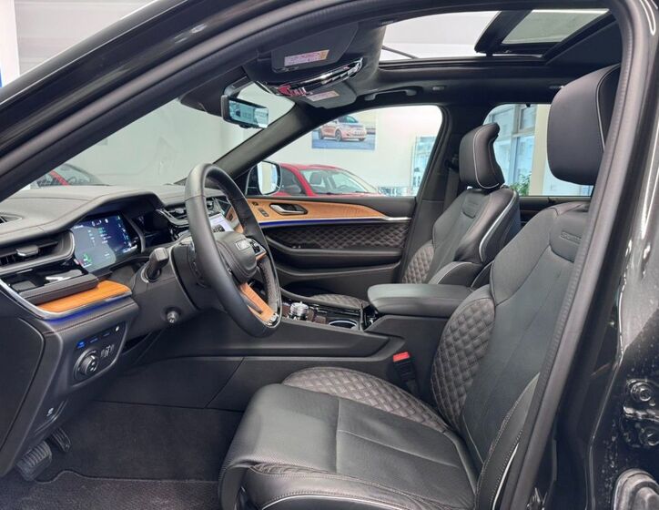 Jeep Grand Cherokee 10