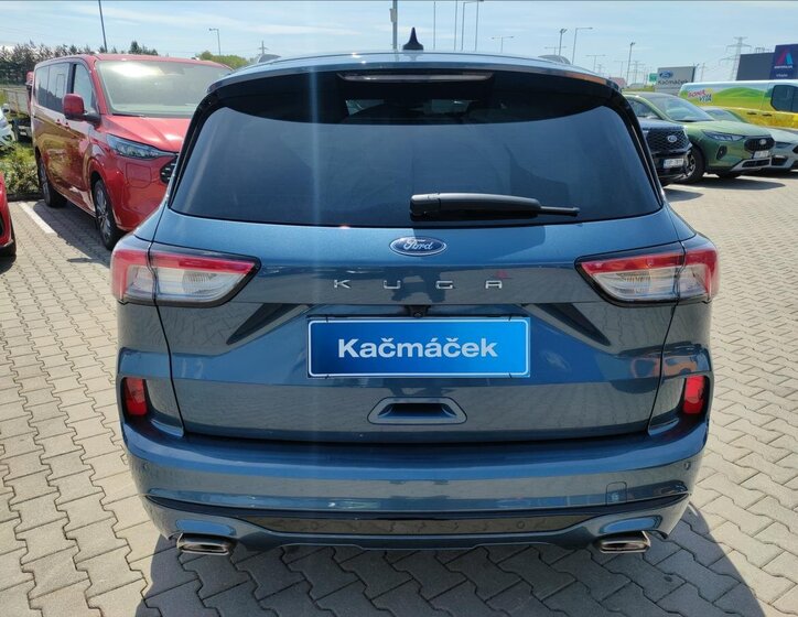 Ford Kuga SUV / Terénní 1,5 l 110 kw