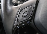 Toyota C-HR SUV 1,8 l 72 kw
