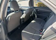 Toyota Corolla Sedan / Limuzína 1,6 l 97 kw