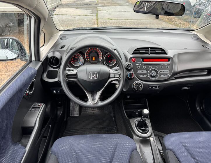 Honda Jazz 8