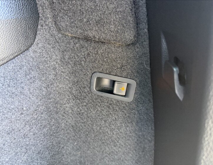 Škoda Karoq SUV / Terénní 2,0 l 140 kw