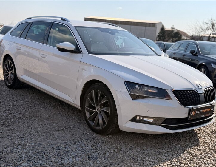 Škoda Superb Kombi 2,0 l 140 kw