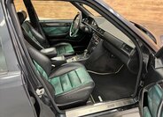 Mercedes-Benz Třídy E Sedan / Limuzína 5,0 l 235 kw