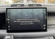 Land Rover Defender 24