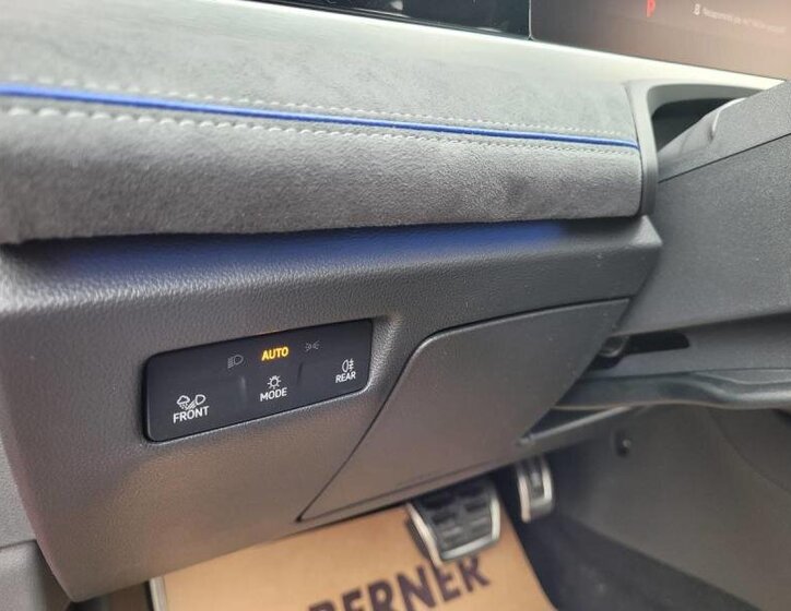 Volkswagen Passat Kombi 2,0 l 195 kw