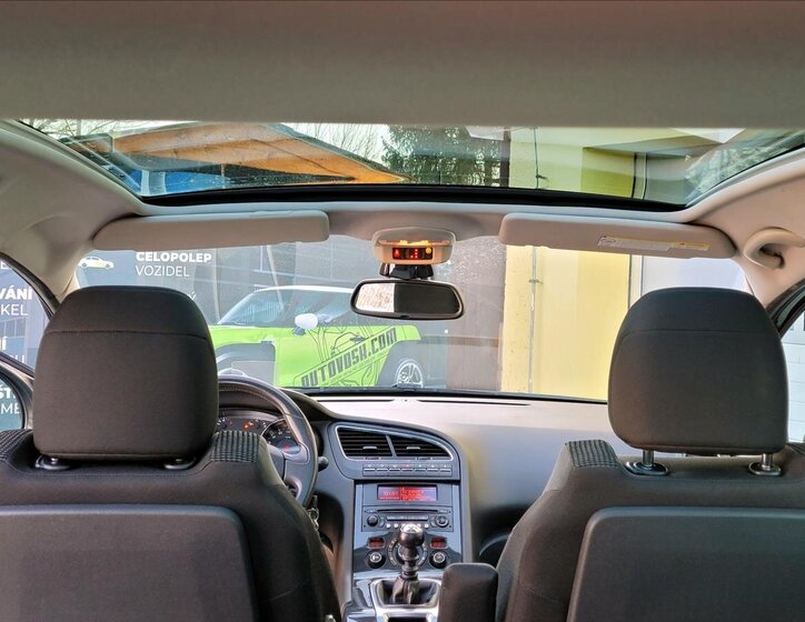 Peugeot 5008 MPV 1,6 l 115 kw