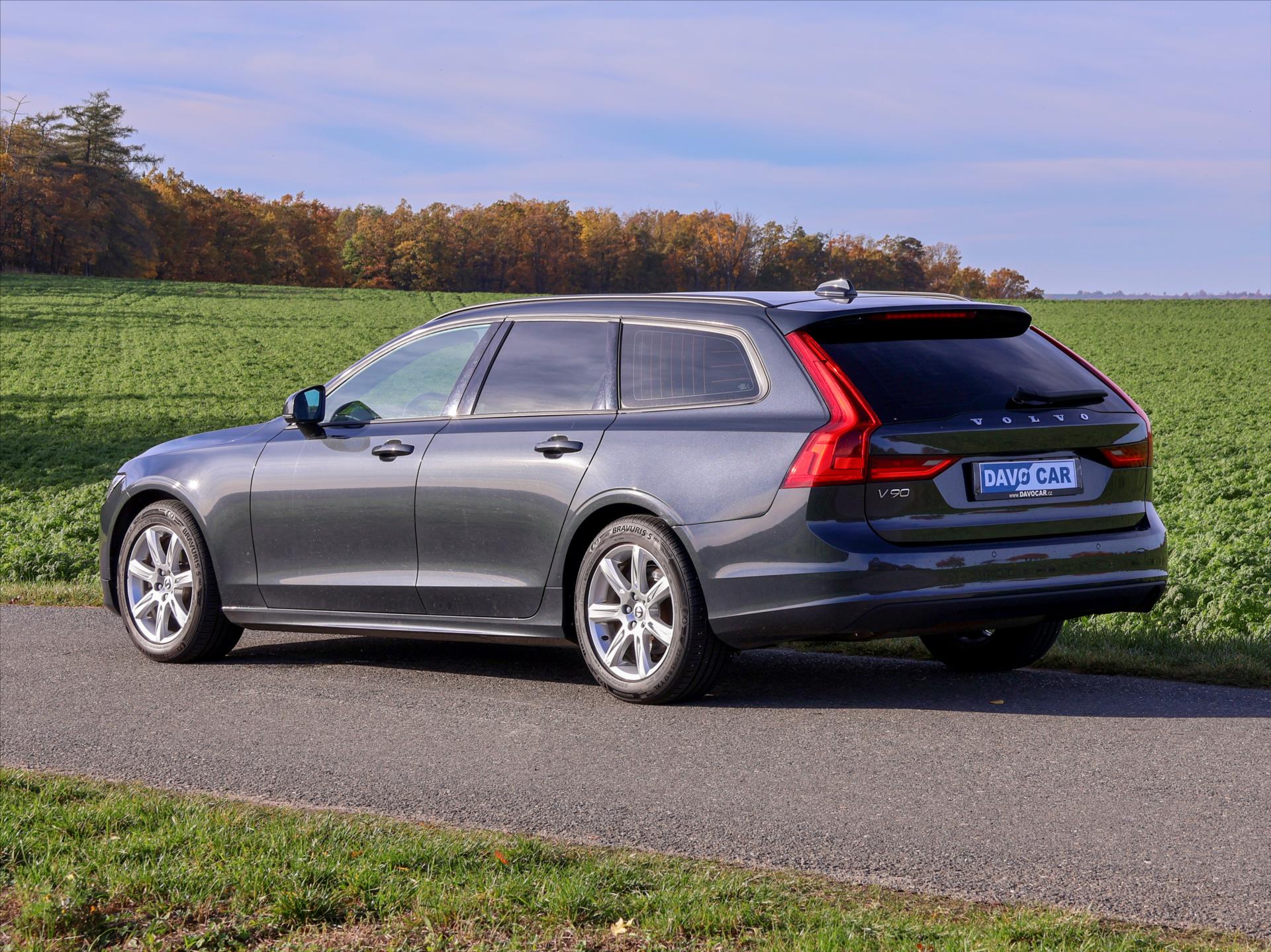Volvo V90