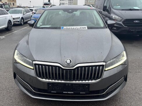 Škoda Superb Kombi 2,0 l 147 kw