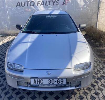 Mazda 323 2