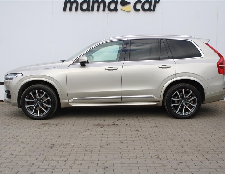 Volvo XC90 SUV 2,0 l 177 kw