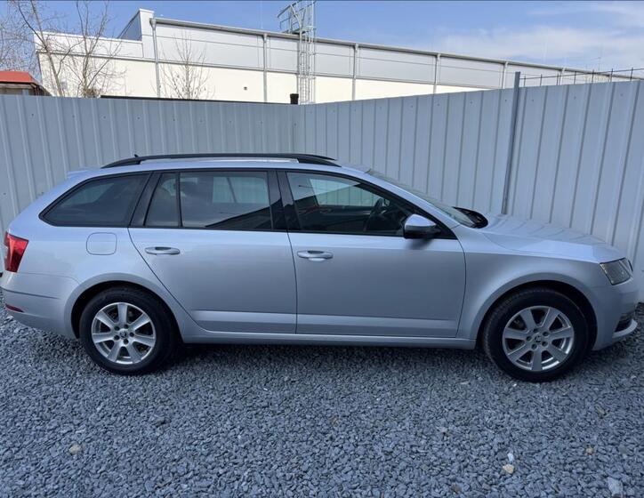 Škoda Octavia 14