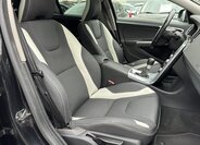 Volvo V60 25