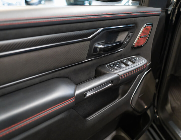 Dodge RAM Pick-up 6,2 l 523 kw