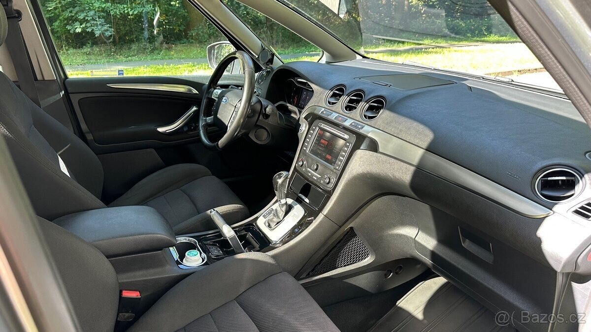 Ford S-MAX MPV 0,0 147 kw