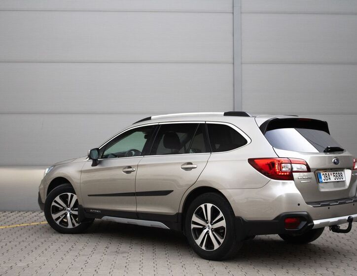 Subaru Outback 7