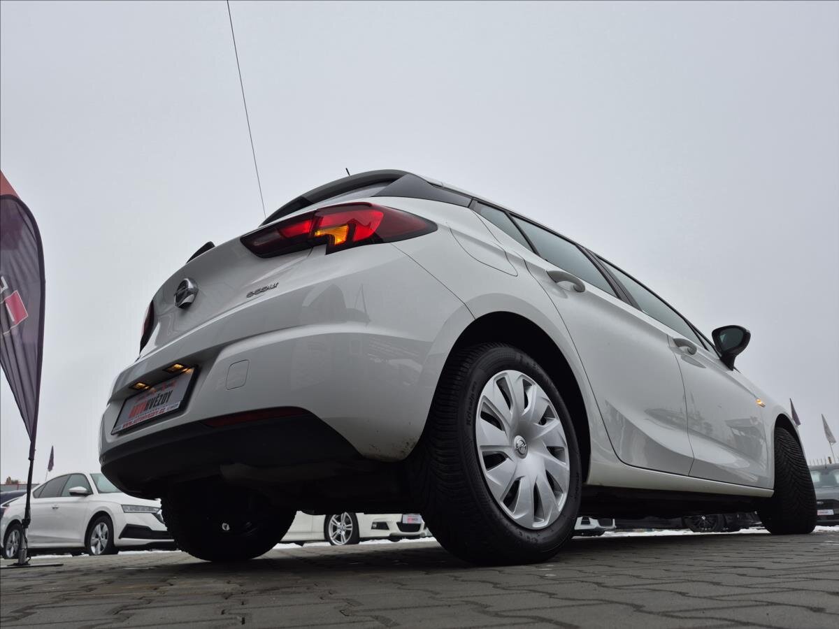 Opel Astra Hatchback 999,0 77 kw