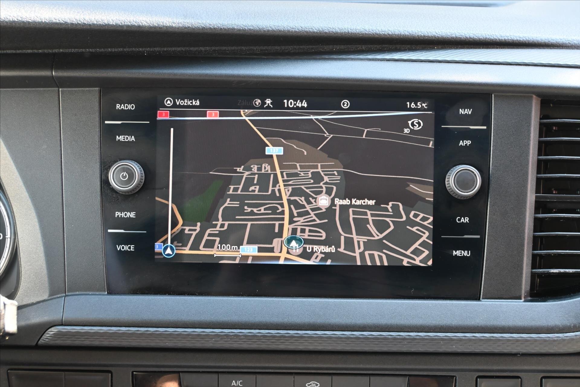 Volkswagen Transporter Skříň 2,0 l 81 kw