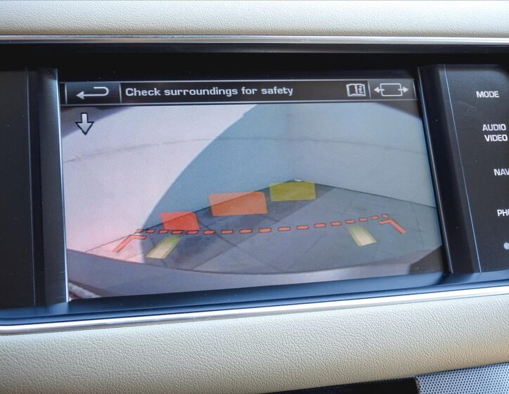 Land Rover Range Rover Sport SUV 4,4 l 250 kw