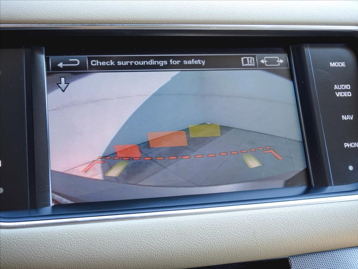 Land Rover Range Rover Sport SUV 4,4 l 250 kw