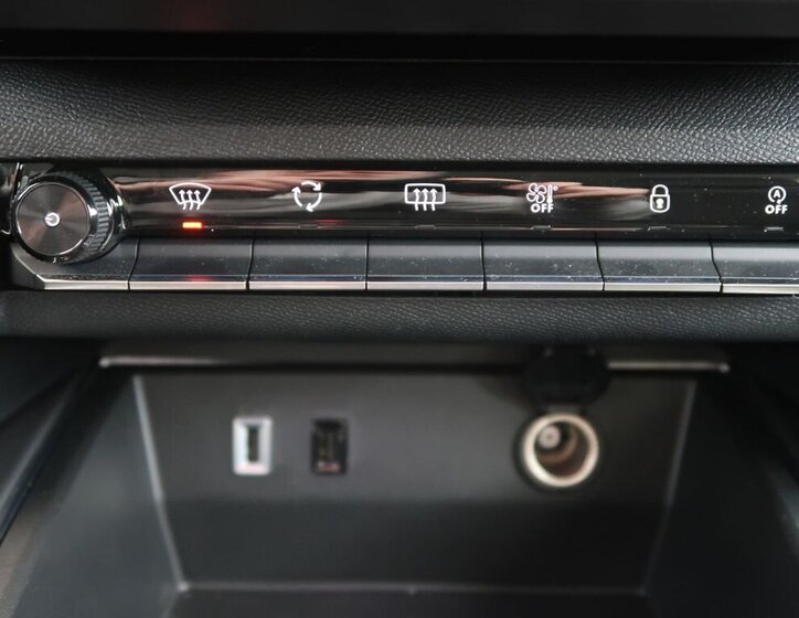 Citroën C5 Aircross SUV / Terénní 1,5 l 96 kw