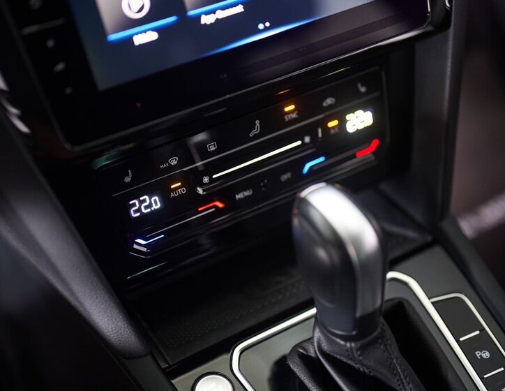 Volkswagen Passat Kombi 2,0 l 110 kw