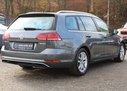 Volkswagen Golf Kombi 1,5 l 96 kw