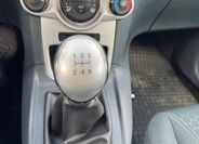 Ford Fiesta 13
