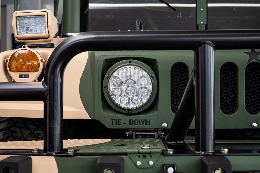 Hummer H1 SUV / Terénní 6,2 l 110 kw