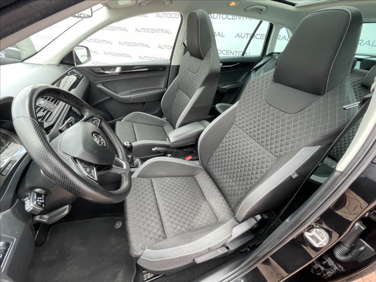 Škoda Rapid Hatchback 999,0 70 kw