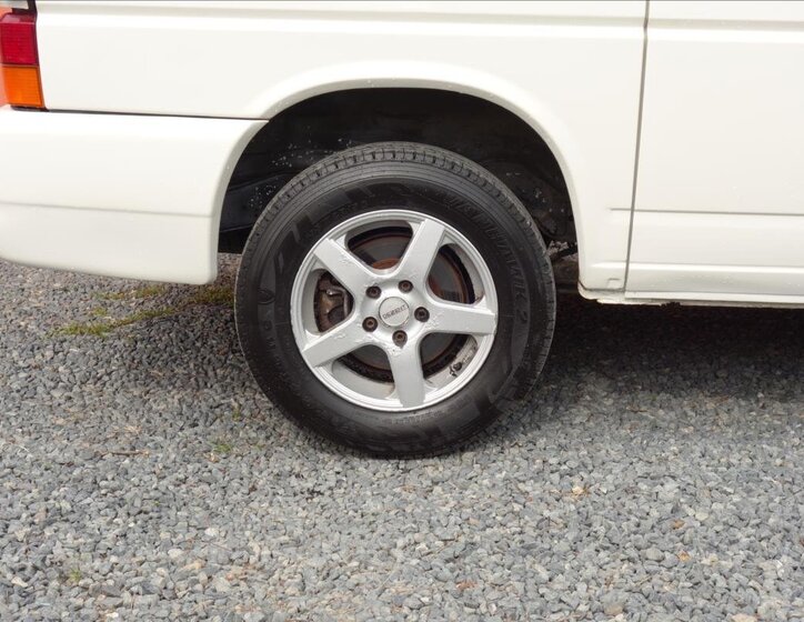 Volkswagen Transporter 9