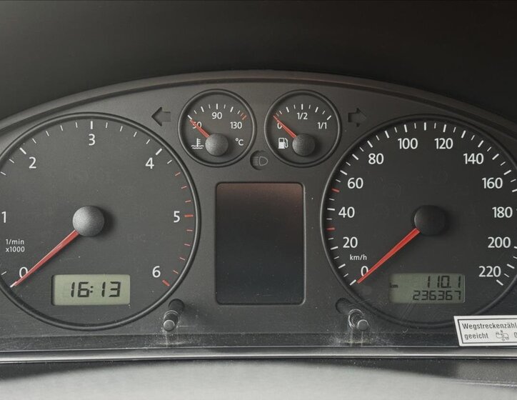 Volkswagen Caravelle Kombi 1,9 l 75 kw