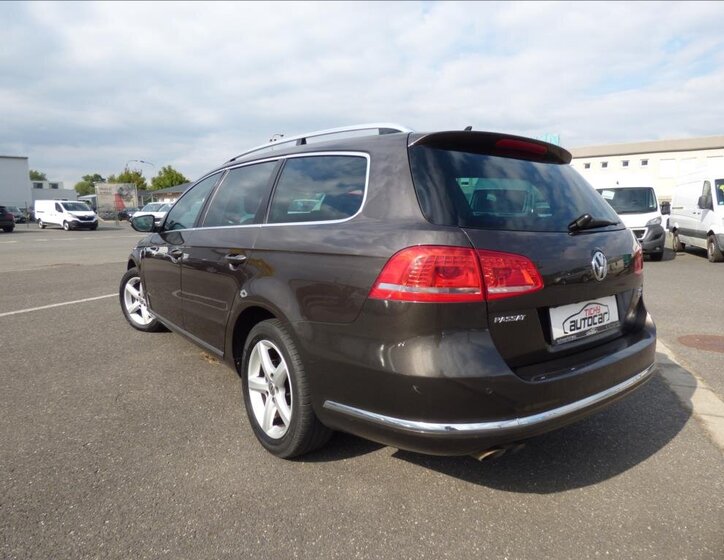 Volkswagen Passat Kombi 2,0 l 130 kw