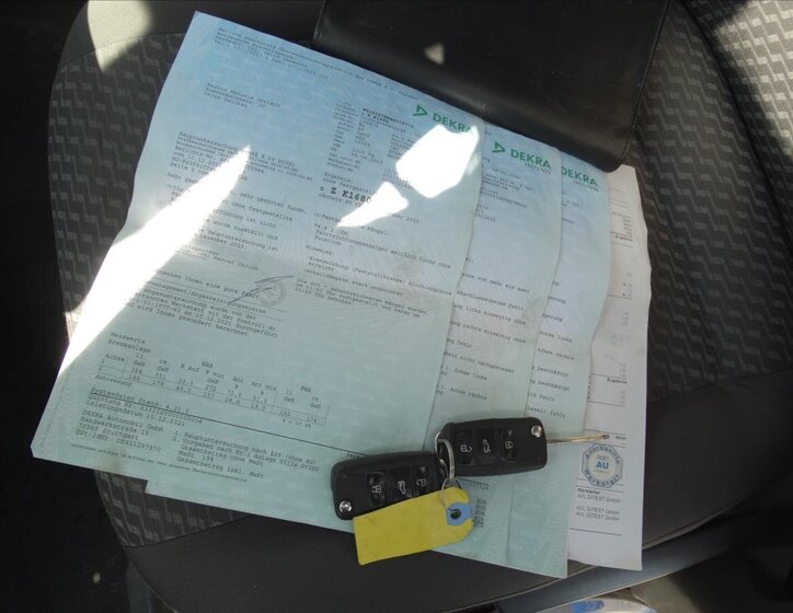 Volkswagen Caravelle 41