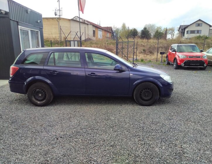 Opel Astra Kombi 1,7 l 81 kw