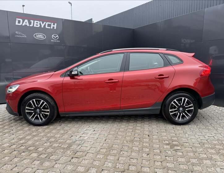Volvo V40 5