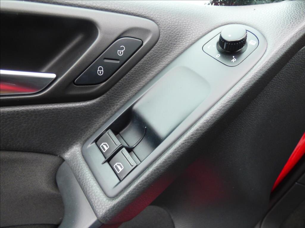 Volkswagen Golf Hatchback 1,4 l 59 kw