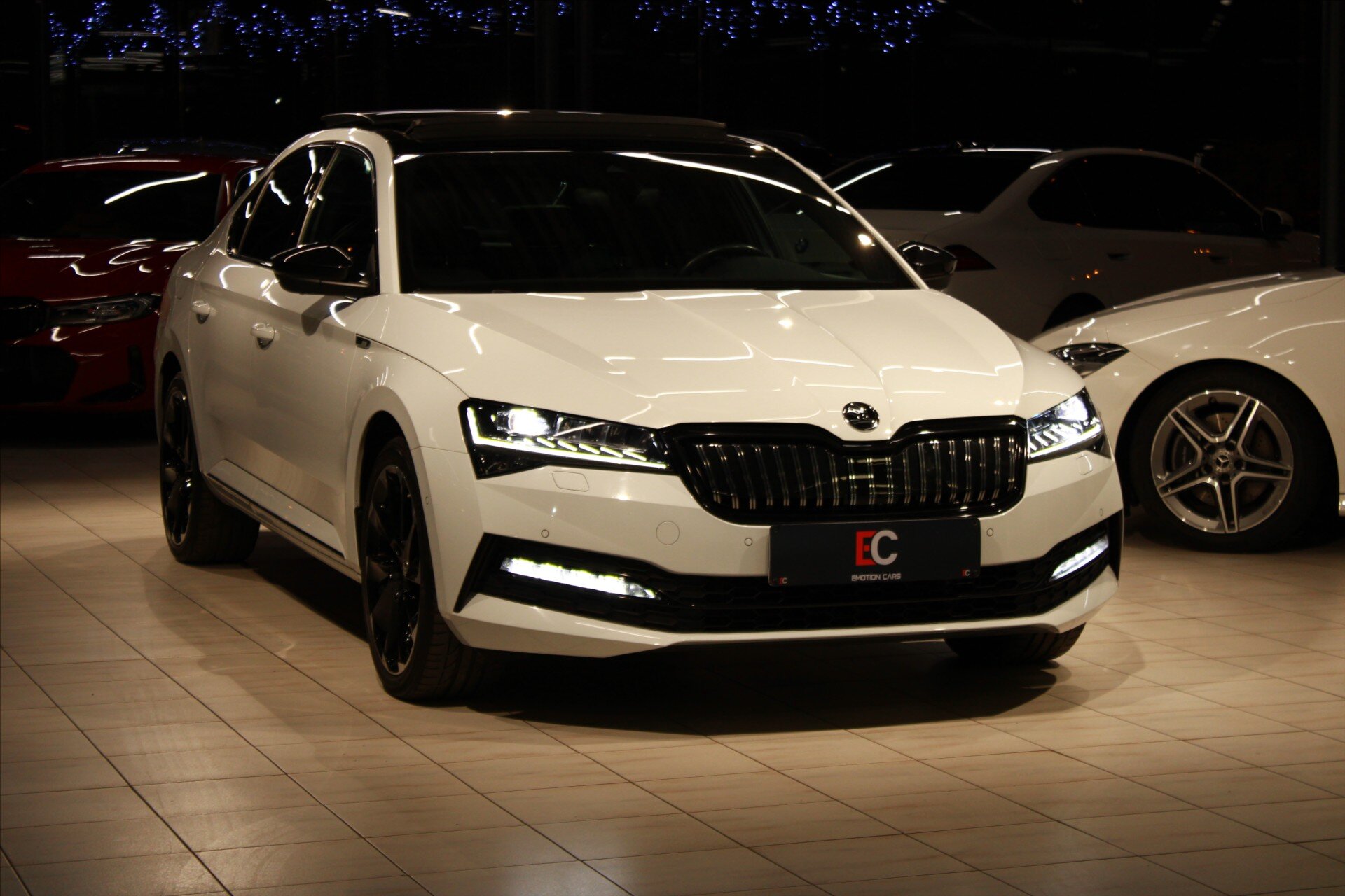 Škoda Superb Liftback 1,4 l 160 kw